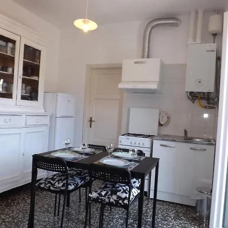 Casa Teatro Apartment *